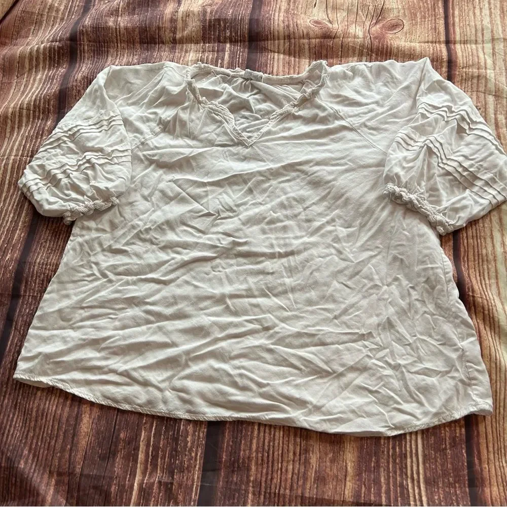 Women’s Andree by Unit Top Whit Peasant Top Size XL